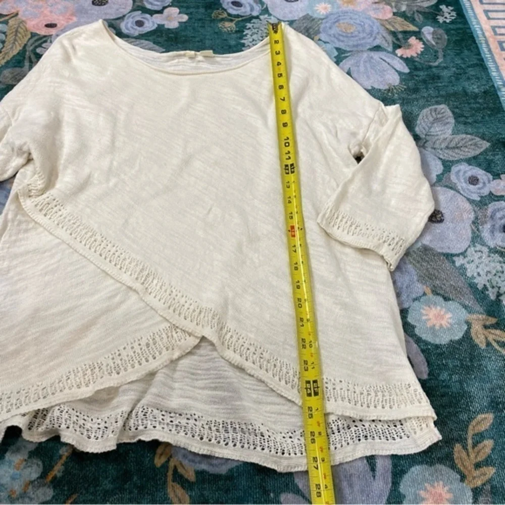 Anthropologie Moth Medium Soft Knit Cream pullover Lightweight sweater Neutral
